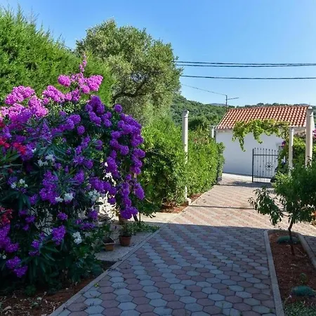 Seaside House Zaton Veliki, Dubrovnik - 23195 * Zaton (Dubrovnik-Neretva)